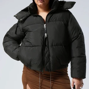 Puffer jacket  - Puffer jacket från weekday i strl s. Nypris: 700kr
