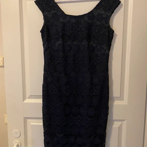 Dress - Vera Mont Collection Dress in very good condition ✨ Size 38. Price in store: 150 € 