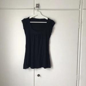 Vintage topp - Vintage svart topp köpt secondhand 