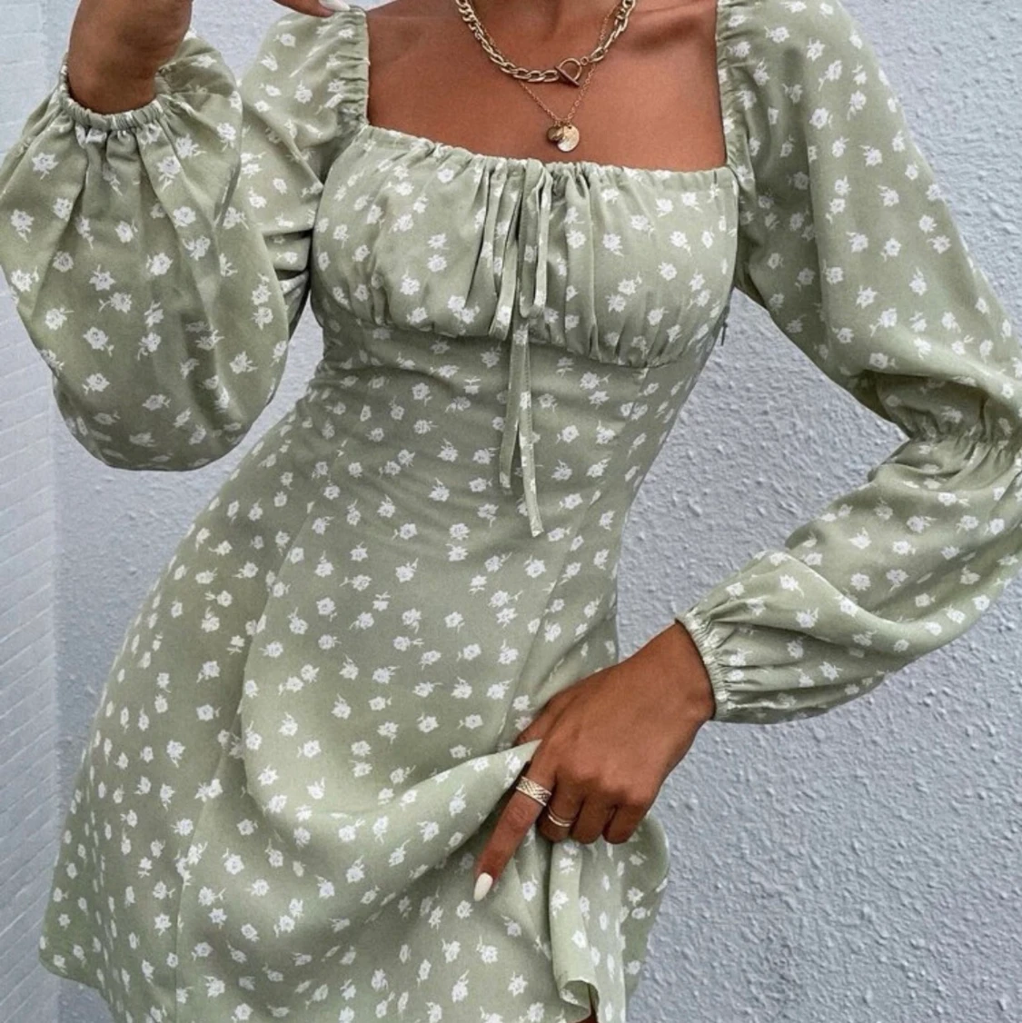 Blommig sommarklänning - ej använd