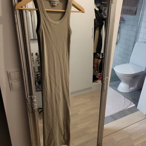 Klänning stl xs - Klänning stl xs