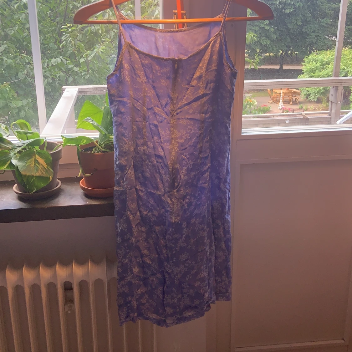 Blommig klänning - 91