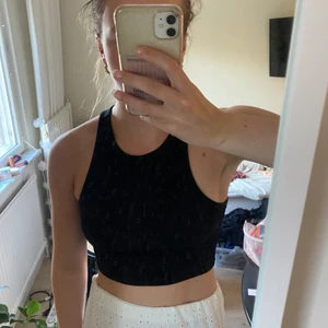 Linne från zara - Bra skick, säljs pga jag inte har användning för de🥰