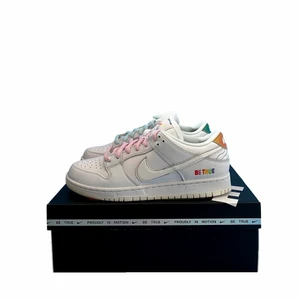 Nike SB Dunk Low Pro ”Be True” - Helt nya  Skicka DM vis frågor eller fler bilder.