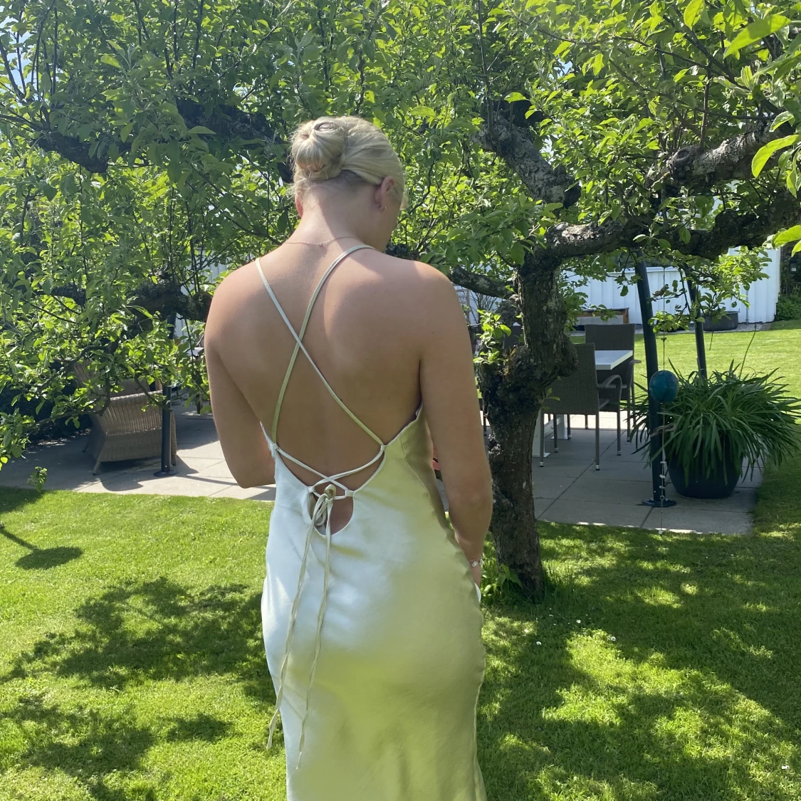 Balklänning/satinklänning - 90