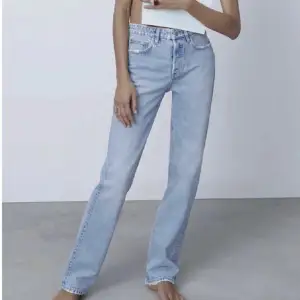 Zara midrise jeans 70+frakt skriv privat för egna bilder 