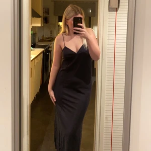 Klänning - Oanvänd klänning från Zara