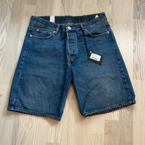 Helt nya shorts från Sweet Sktbs Säljs pga fel storlek Nypris: 499kr Mitt pris: 199kr 