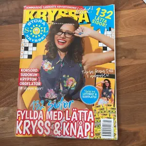 En väldigt rolig tidning där man kan göra allt möjligt. Det är tyvärr ca 7 sidor av 132 sidor som jag har skrivit på