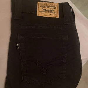 Levis jeans - Levis jeans i gott skick. 300 kronor frakten kollas upp