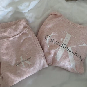 Mjukisset - Calvin klein - Rosa Mjukisset, superskönt! Storlek xs/s