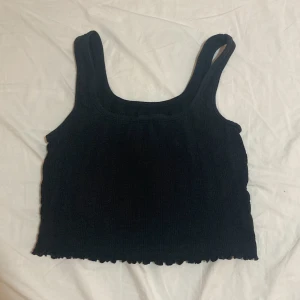 Svart linne från Even&Odd, S - Svart linne från Even&Odd i storlek S. Ganska använt men i gott skick.