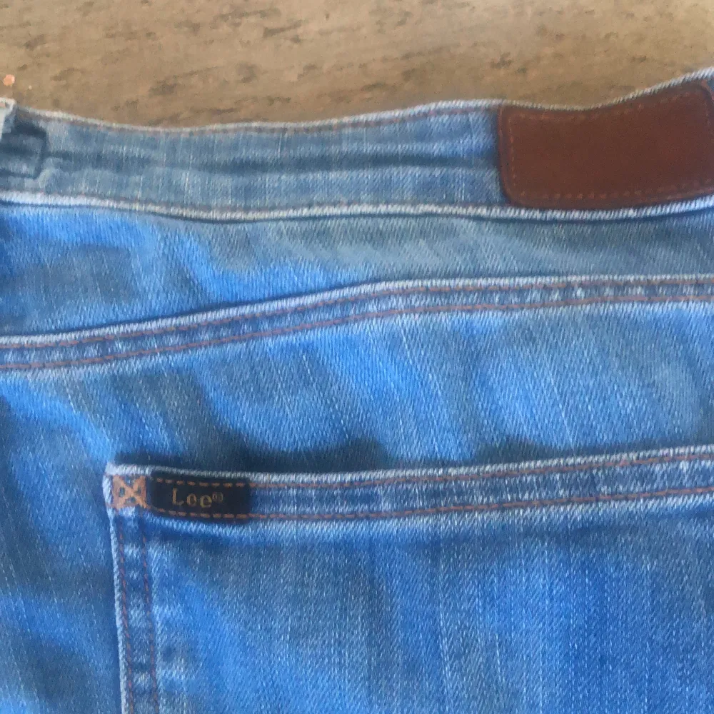 Lee Jeans jätte snygga i fint skick Strl 31 Lågmidjade. Jeans & Byxor.