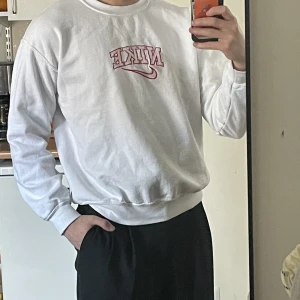 Nike - Custom made Nike* Strl M