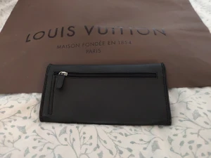 Tiger plånbok - Äkta Tiger of Sweden plånbok. Material läder imitation. Helt oanvänd. 