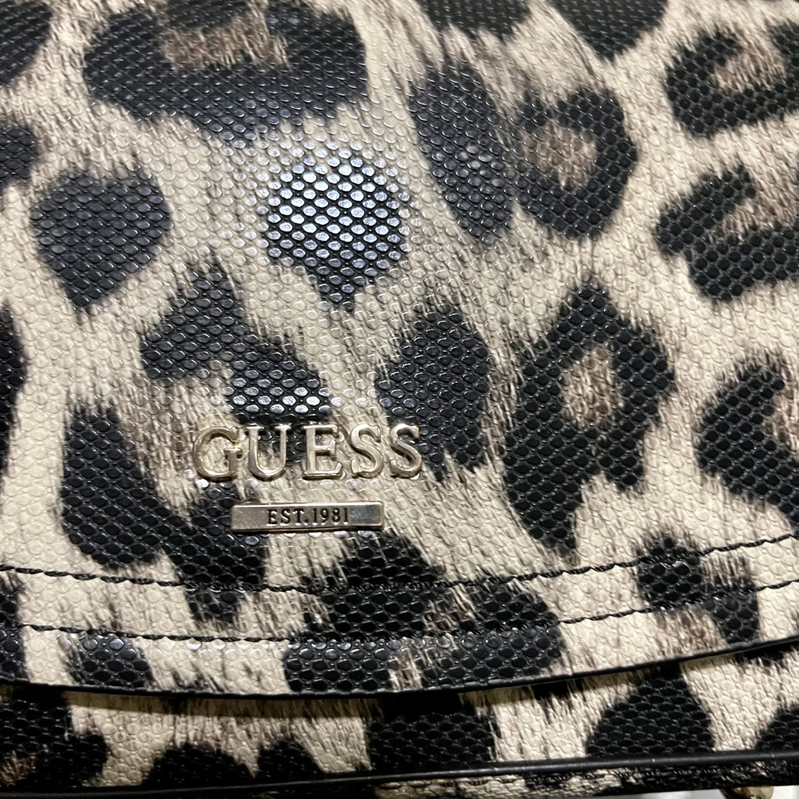 Liten söt väcka från Guees 