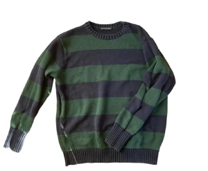 Tate Brianna Sweater Brandy Melville  - Brianna Sweater från brandy melville 