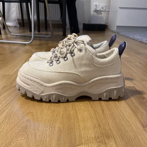 Eytys skor, EU 42. - Använda en gång.  