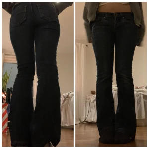 Miss Sixty Jeans - Assnygga lågmidjade och bootcut jeans!! Midjemått 80cm, passar bra i längden på mig som är ca 166cm lång💓