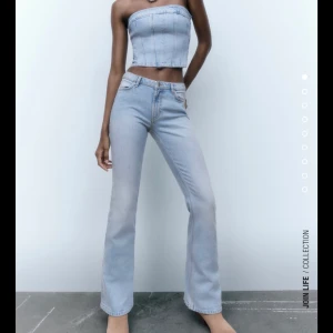 Low waist bootcut jeans - Helt slutsålda i de mindre storlekarna! För små på mig. Oanvända säljer därför nypris