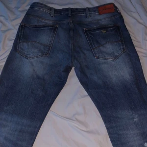 Armani Byxor - Armani byxor i väldigt bra skick. Storlek M