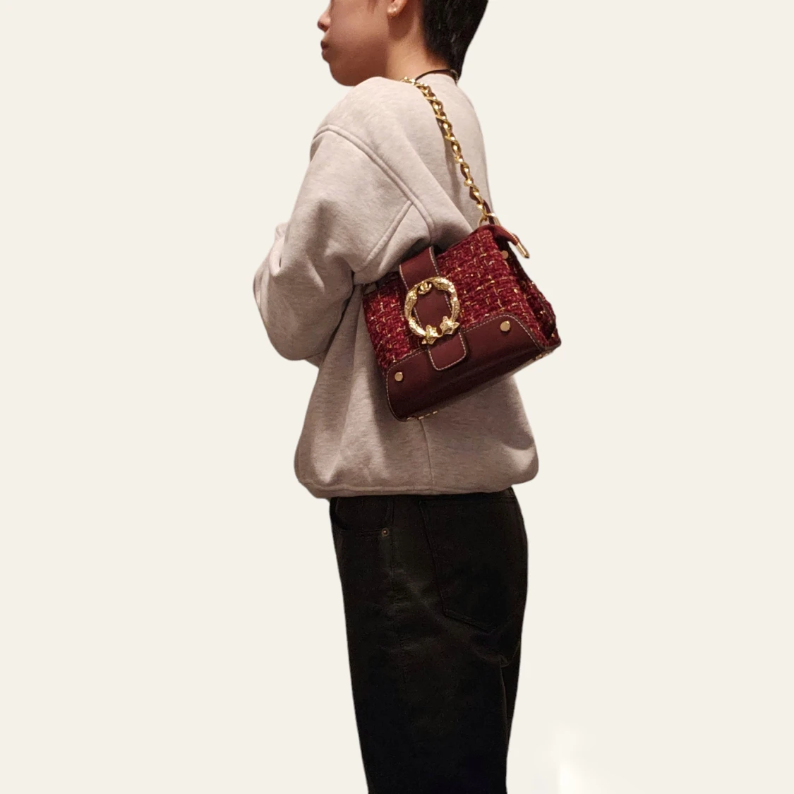 Elegant rad underarms bag - 90