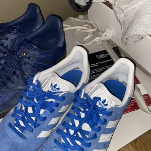 Gazelle - Ett par fin fina Gazelle skor 44 om ni behöver mff skor va väntar ni på?