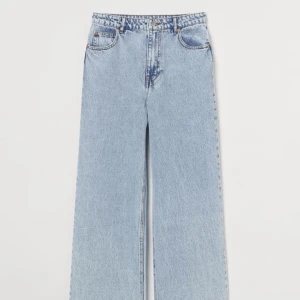 Wide high jeans  - Jeans jag inte använder längre. 