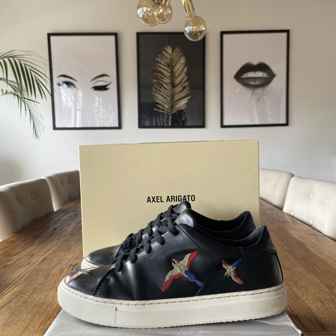 Axel Arigato skor 