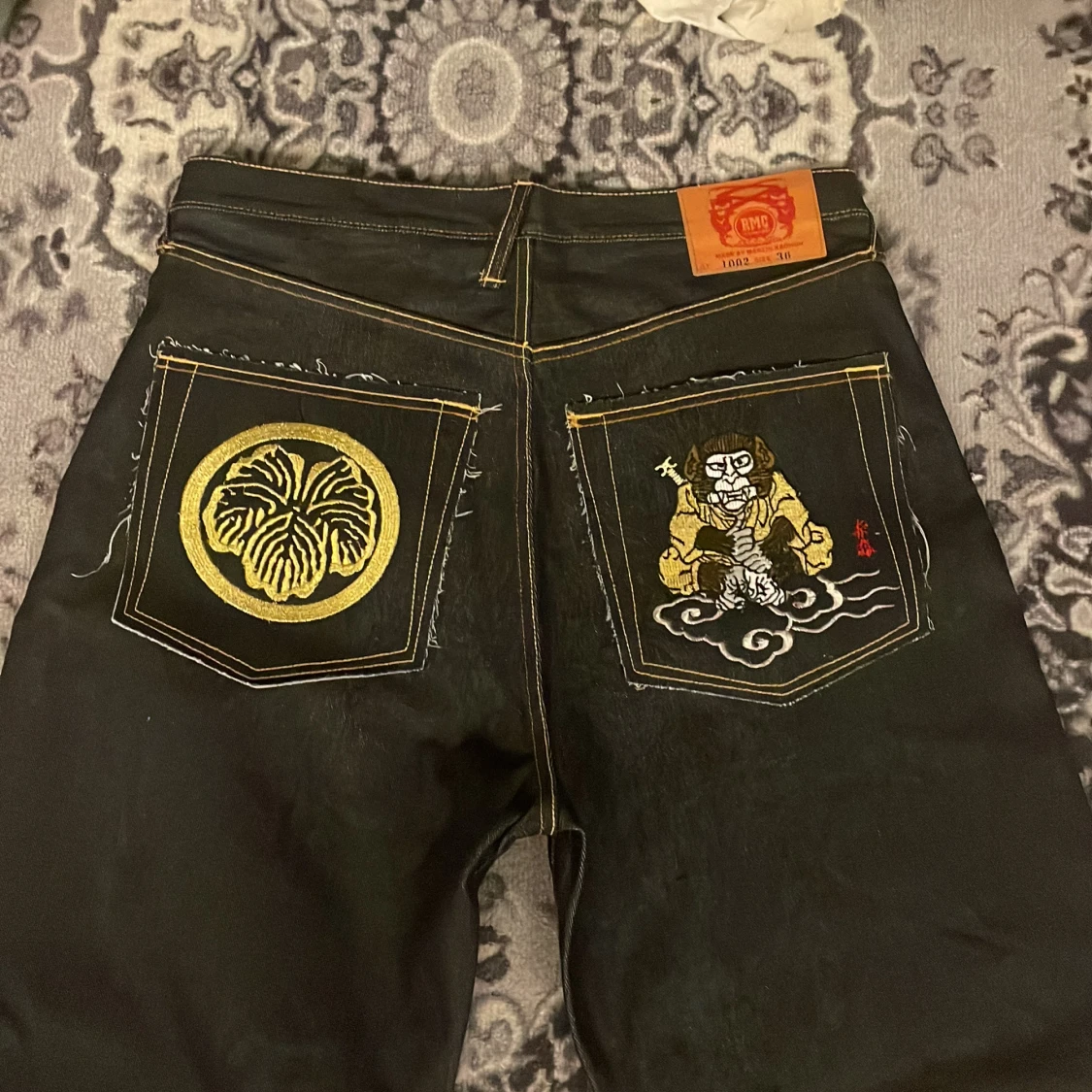 Evisu liknande jeans