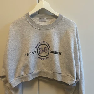 Vintage tröja - Säljer denna oversized vintage tröjan i storlek S💕💕 Superfin och i nyskick!