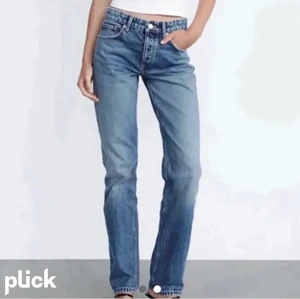 Zara jeans - Jeans i medelhög midja i toppen sick från zara😋