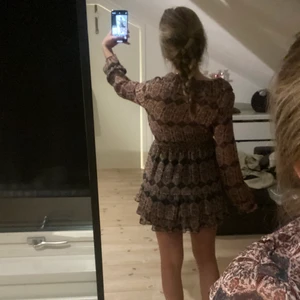 Zara - Super snygg klänning ifrån zara, endast använd 1 gång!