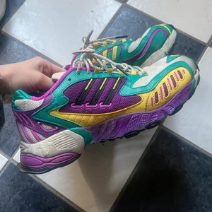 Adidas sneakers - Så balla skor från adidas, Storlek 38