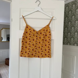 Färglatt linne - Fint linne från forever21. Oanvänd. 