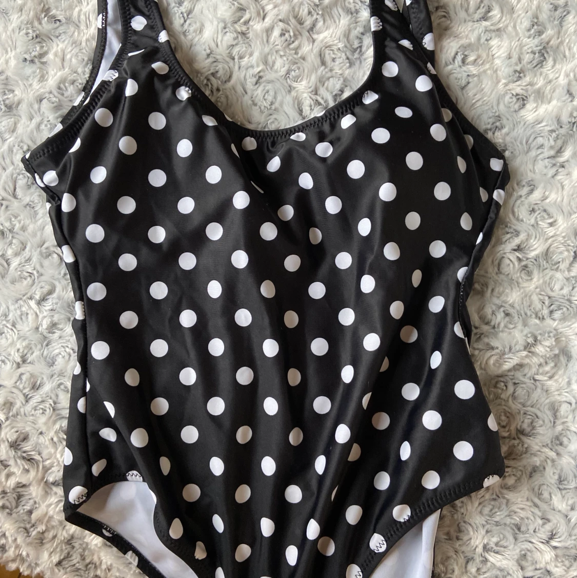 Prickig baddräkt  - 90