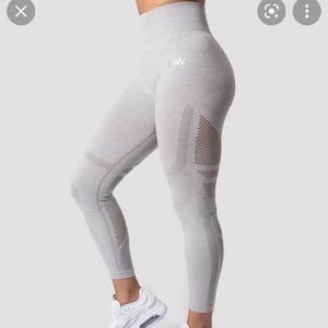 Icaniwill Queen mesh leggings ljusgrå - Använda men i bra skick. Stretchiga