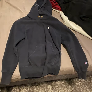 Champion Hoddie - Storlek s