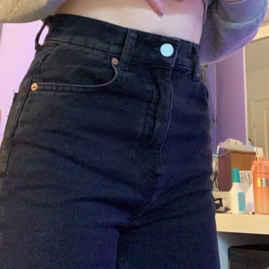 Vida jeans - Säljer dessa fina vida jeans