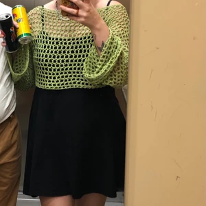 Virkad mesh topp/bolero - Jag virkar den här designen jag arbetar fram i valfri färg och storlek, allt handgjort av mig i 100% bomullsgarn.   De är alltså ”made to order” och det kan därför ta någon vecka tills jag är klar och den skickas!   Hör gärna av er om ni undrar något 🤎