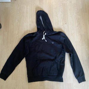 Gant Hoodie Storlek M - Bra skick