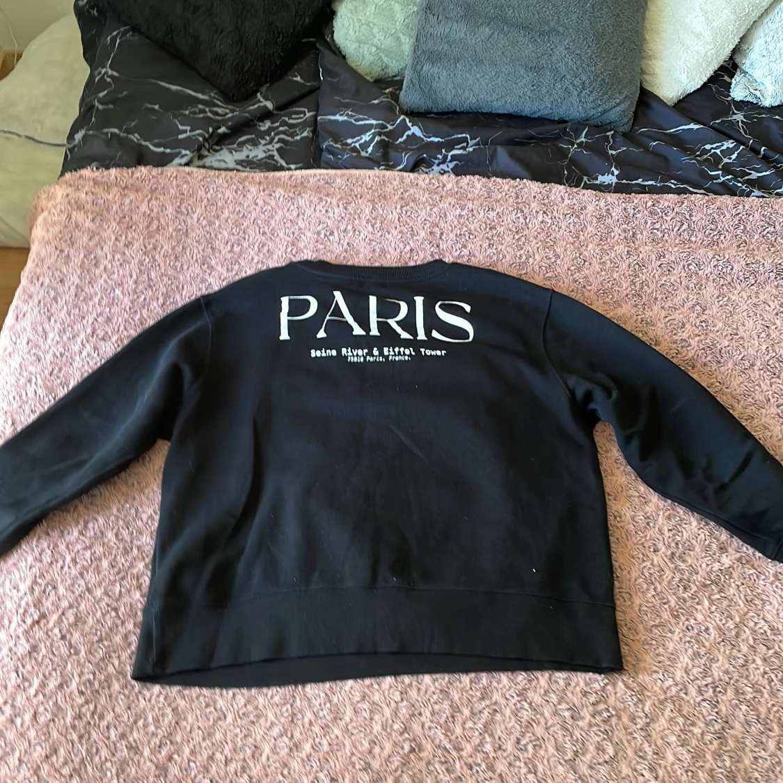 En sweatshirt från Zara  - 90