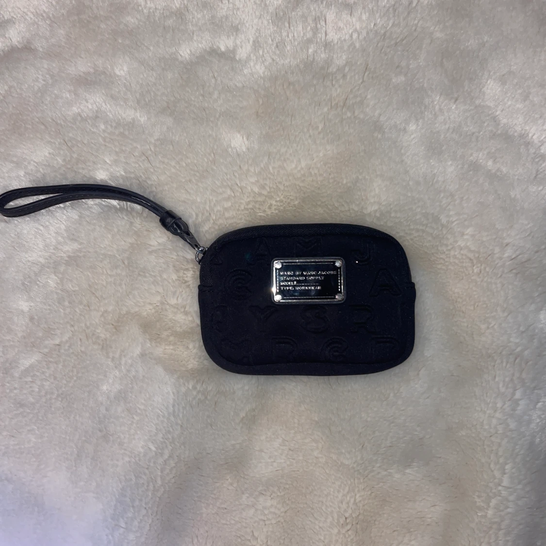 Marc Jacobs miniväska 