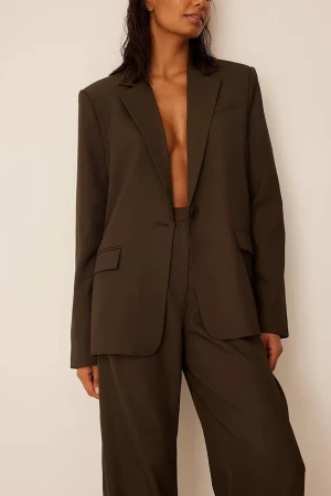 Brun oanvänd kavaj från Zara - Storlek S  Nyskick🌸 Köpt för 699 kr
