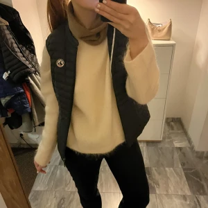 Dunväst - Så fin väst från märket JOTT i bra skick 😋💓