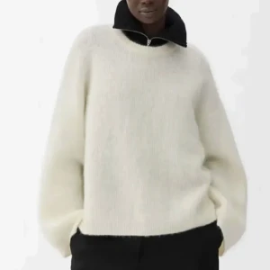 Vit stickad tröja Arket - Säljer denna tröja från arket i storlek M så fin och i bra skick