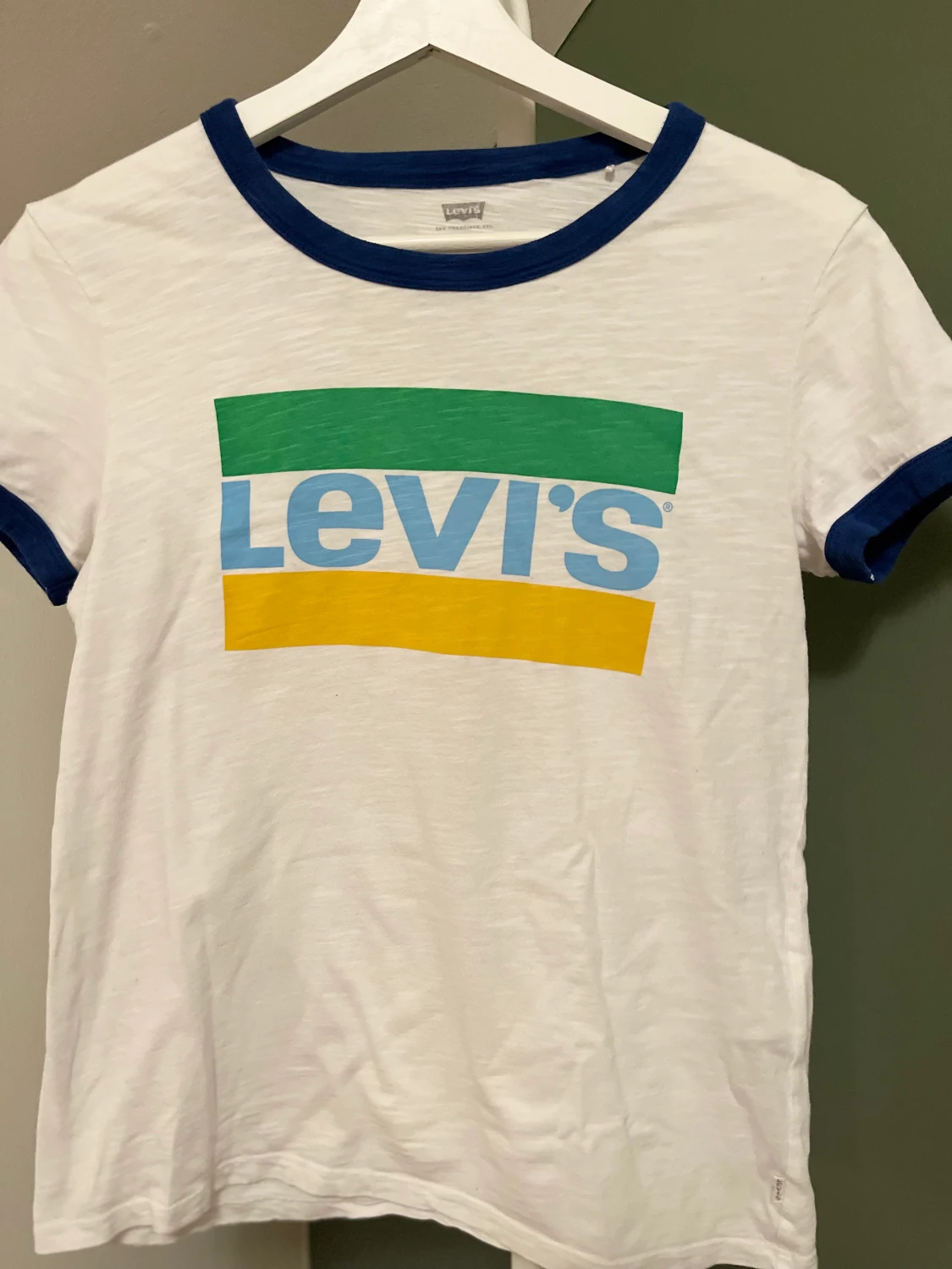Levi's T-shirt 