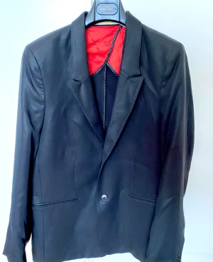 Whyred blazer alpaca waxed never worn - Sample collection never worn Whyred blazer made with alpaca fiber and waxed. Made in Portugal. Size 48