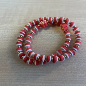 Jewelstar Armband - Armband från Jewelstar med blommotiv.