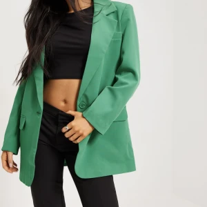 Blazer & Kavaj  - Helt ny blazer som man kan använda till olika stiler. Ordpris 499💚